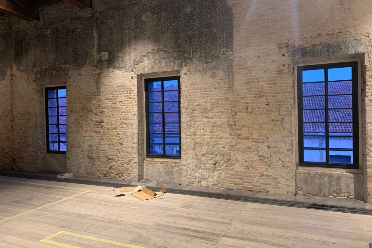Blackout biennale venezia 10 - 28 s.r.l.