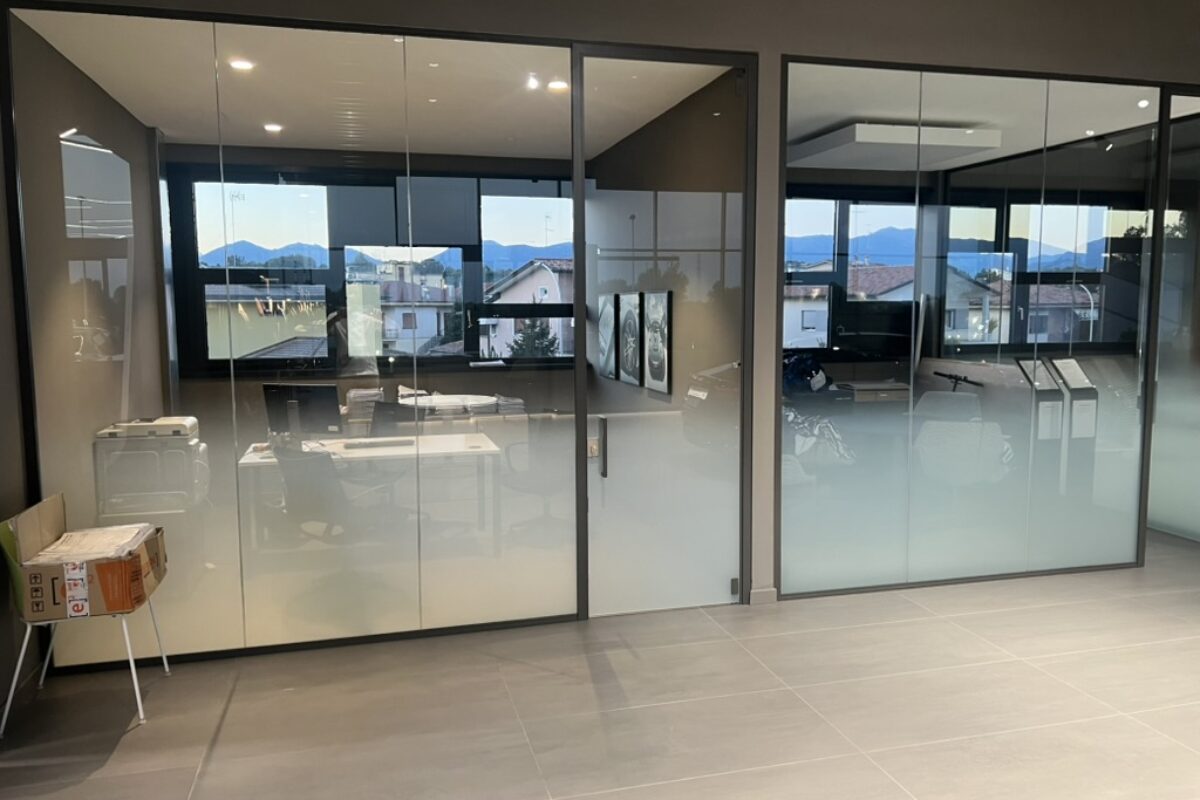 B7E325A2 C447 4FF3 AAAC D3D837224748_1_105_c - 28 s.r.l.