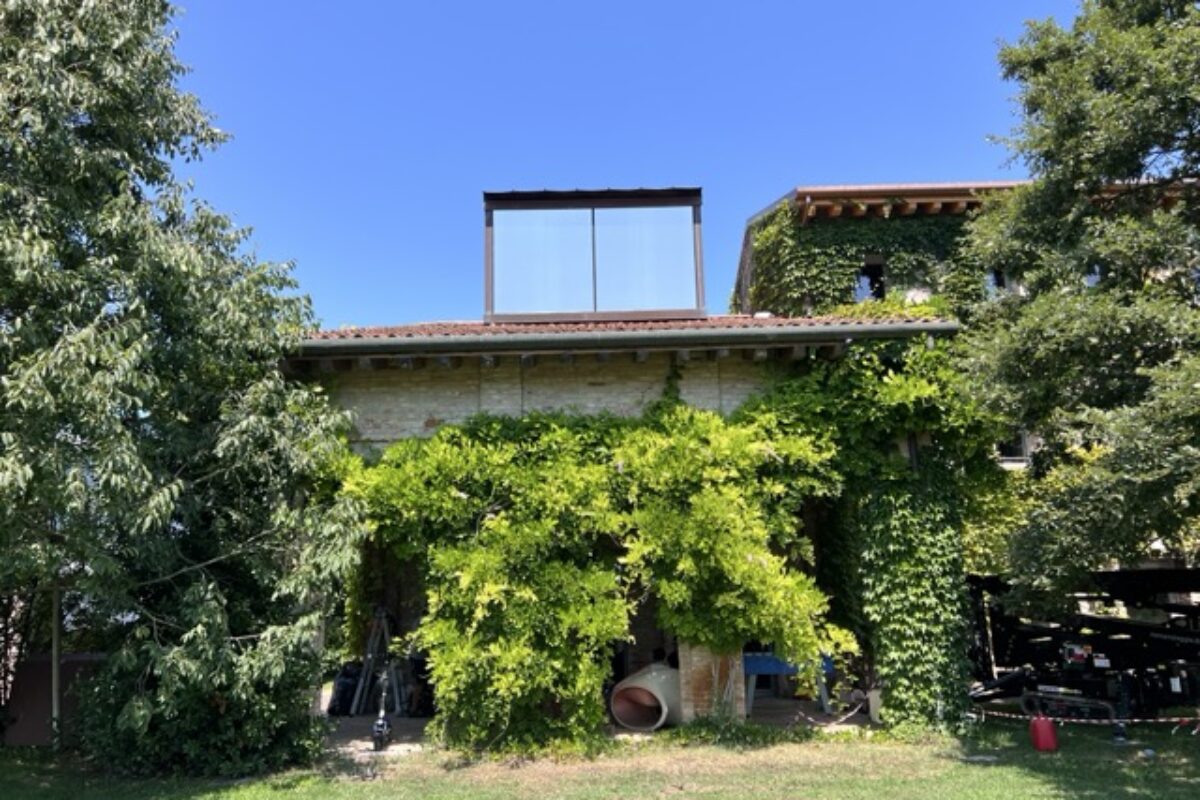 Installazione pellicole antisolari roncade esterno3 – dimensioni medie - 28 s.r.l.
